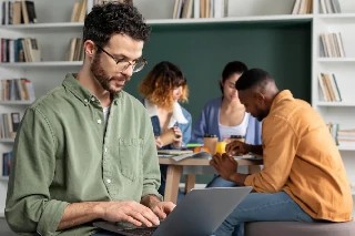 Atuação do Educador Social na Atenção aos Grupos Sociais