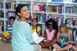 Básico em Professor da Escola Bíblica Dominical EBD